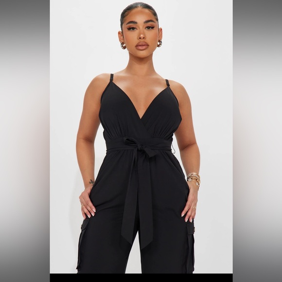 Fashion Nova jumpsuit - Picture 4 of 4